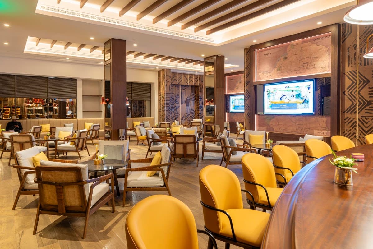 Explorers bar